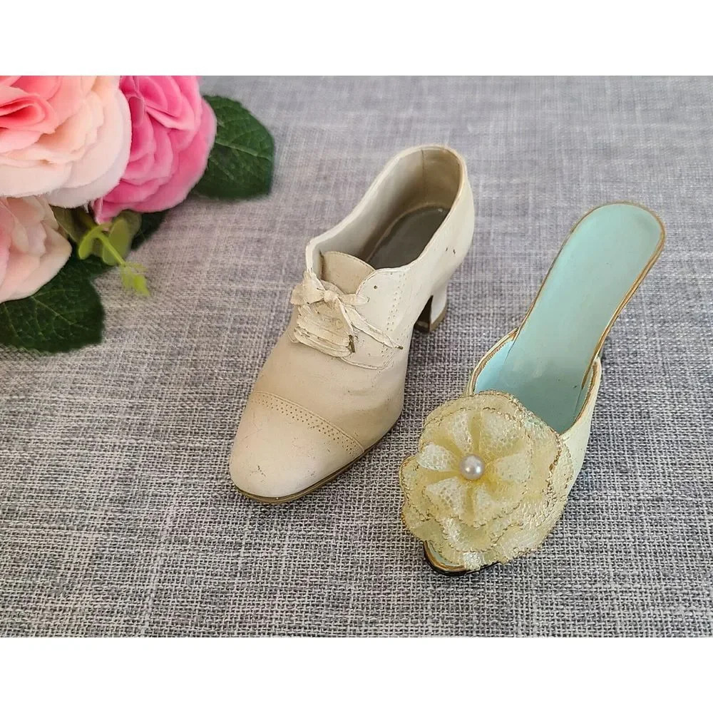 Vintage 1999 Nostalgia Popular Imports Antique‎ Style Womens Boot Shoes Set Of 2